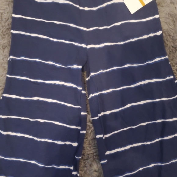 Calvin Klein 2 piece pants set - Picture 3 of 5